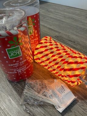 Festive Candy-Cane Rope Lights